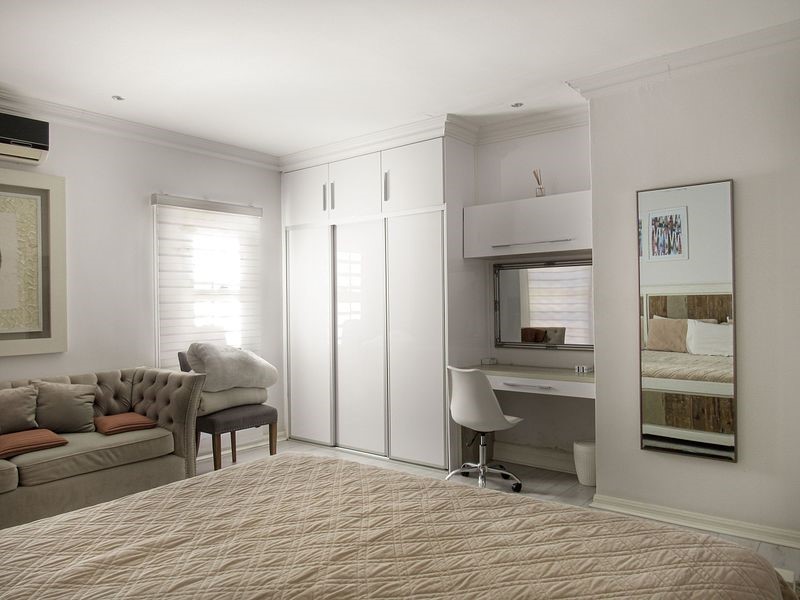 5 Bedroom Property for Sale in Safari Gardens North West